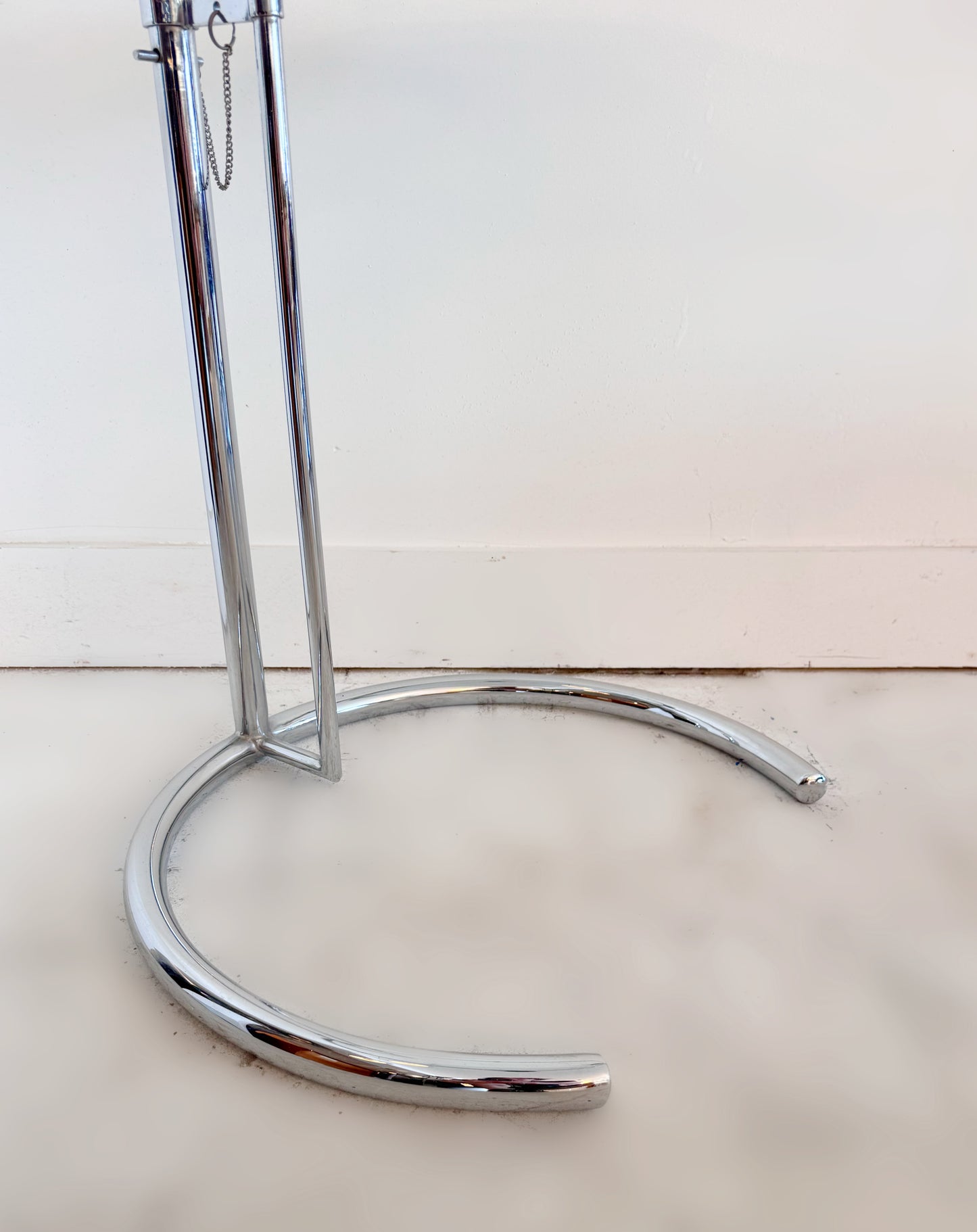 Adjustable glass and chrome E1027 side table by Eileen Gray for Habitat, 1980 image 2