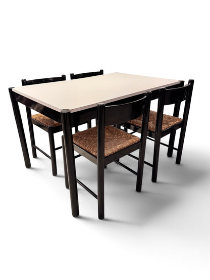 Vico Magistretti Carimate Dining suite, in rush and black Ebony, 1960