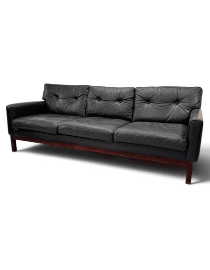 Leather & Rosewood Sofa Suite Consisting of Two Armchairs & 3-Seat Sofa, Pek-Oy for ASKO Finland, 1960