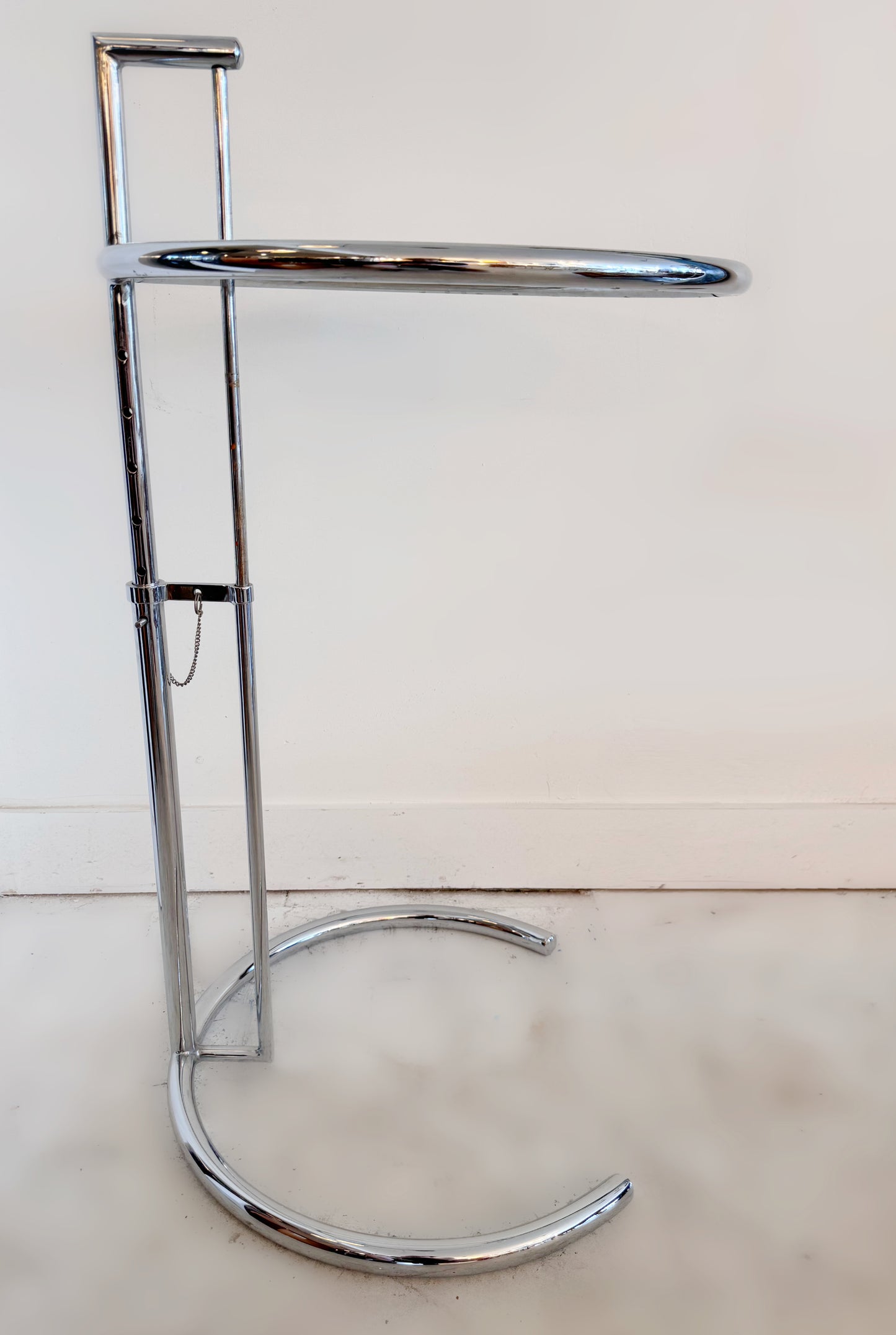 Adjustable glass and chrome E1027 side table by Eileen Gray for Habitat, 1980 image 4