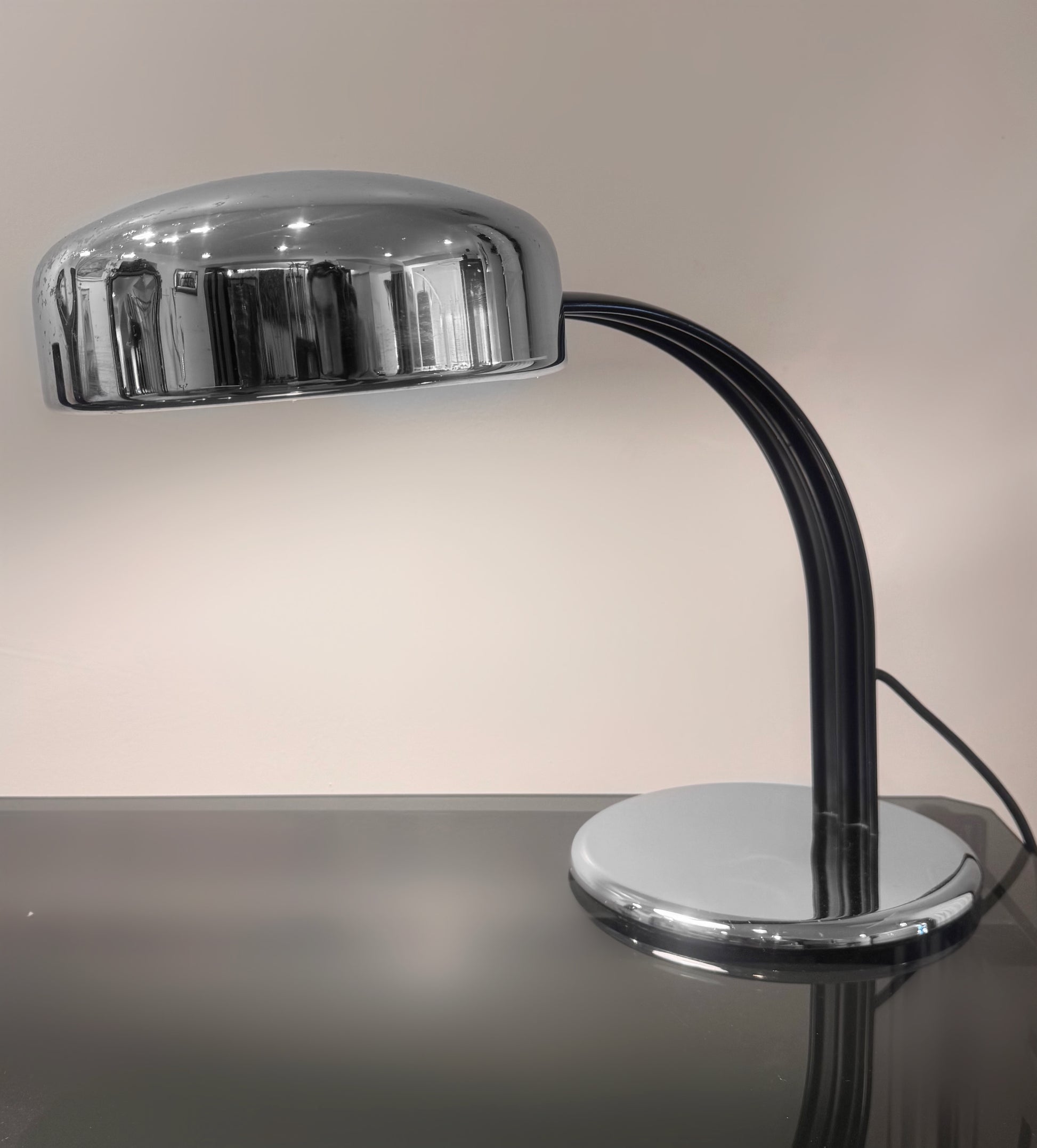Atelje Lyktan AB Model 8012 in Chrome arc table lamp with Matte Black Arm, 1970 image 1