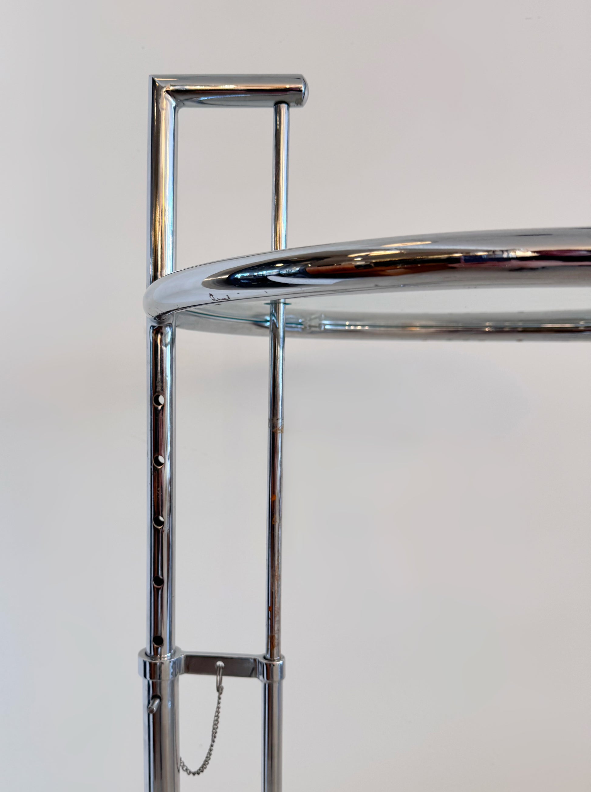 Adjustable glass and chrome E1027 side table by Eileen Gray for Habitat, 1980 image 5