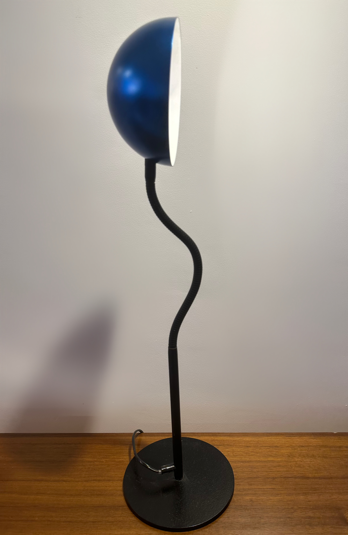 Blue Postmodernist Memphis Style Adjustable Desk Lamp by Conran for Habitat 1983 image 6
