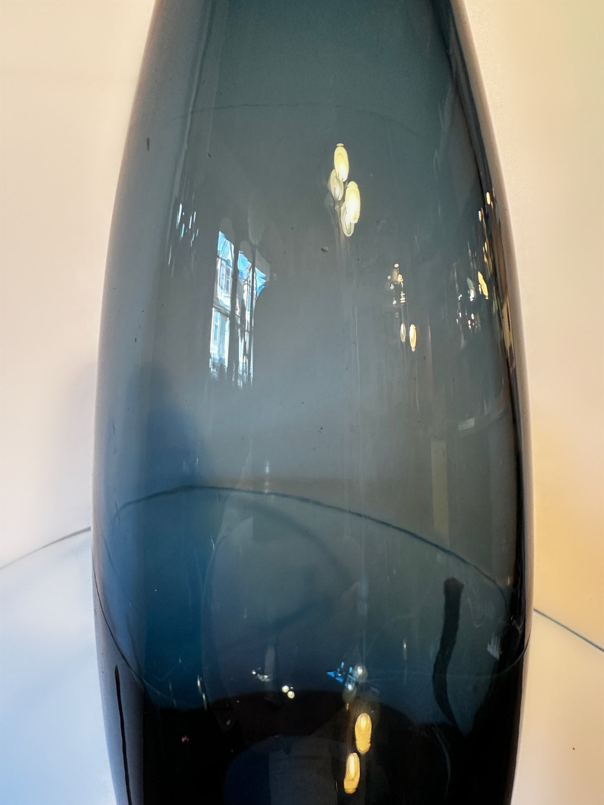 Tamara Aladin for Riihimäki, Finland, Mid-Century Modern Thick Glass Vase, 1960s image 2