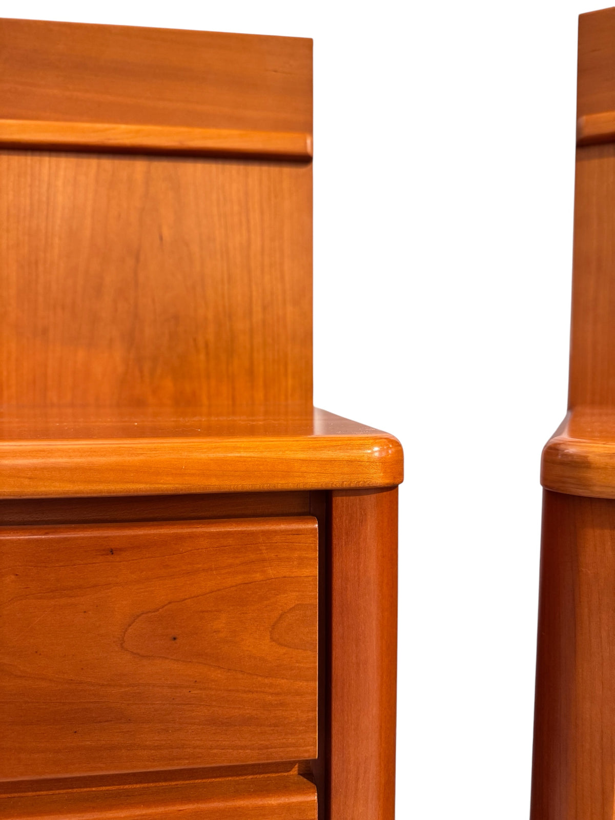 Vintage Hülsta cherry wood chest of drawers / bedside tables